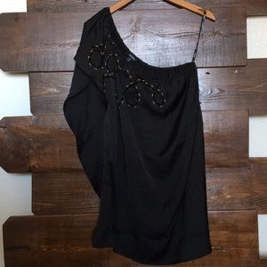 XOXO one shoulder top